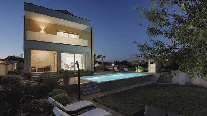 Brandneue und moderne Villa mit privat Pool, Sauna, neben Fažana, 20