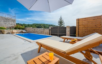Charmante Villa mit beheizt Pool im Herzen von Istrien