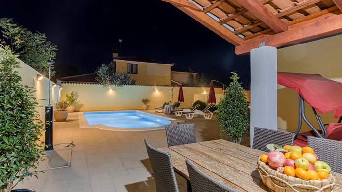 Villa vicino a Dignano, con piscina privata, terrazza e barbecue, 9