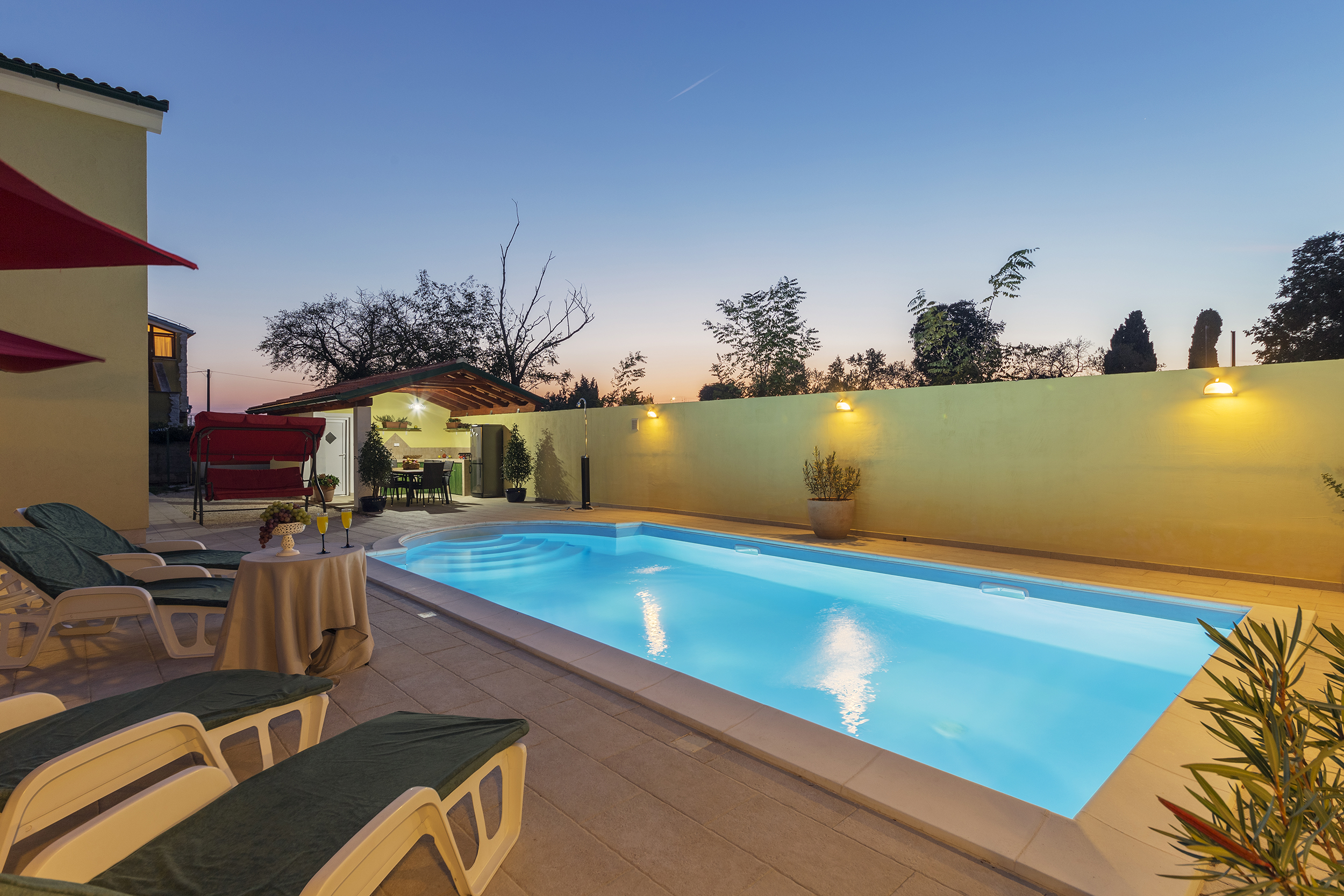 Villa vicino a Dignano, con piscina privata, terrazza e barbecue