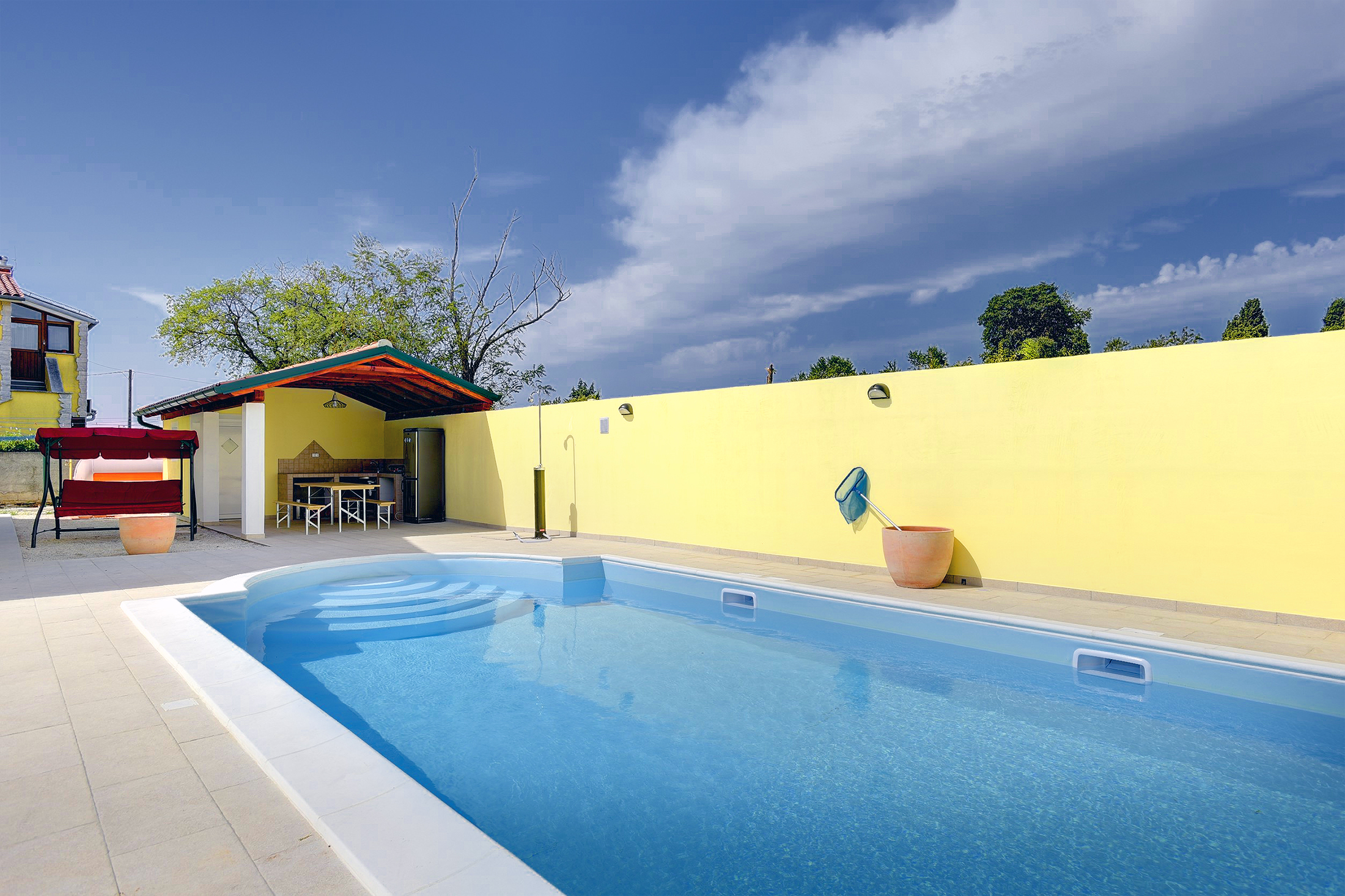 Villa vicino a Dignano, con piscina privata, terrazza e barbecue