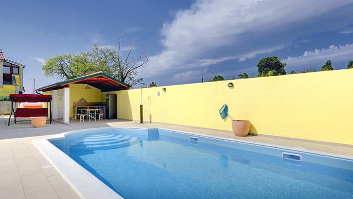 Villa vicino a Dignano, con piscina privata, terrazza e barbecue, 20