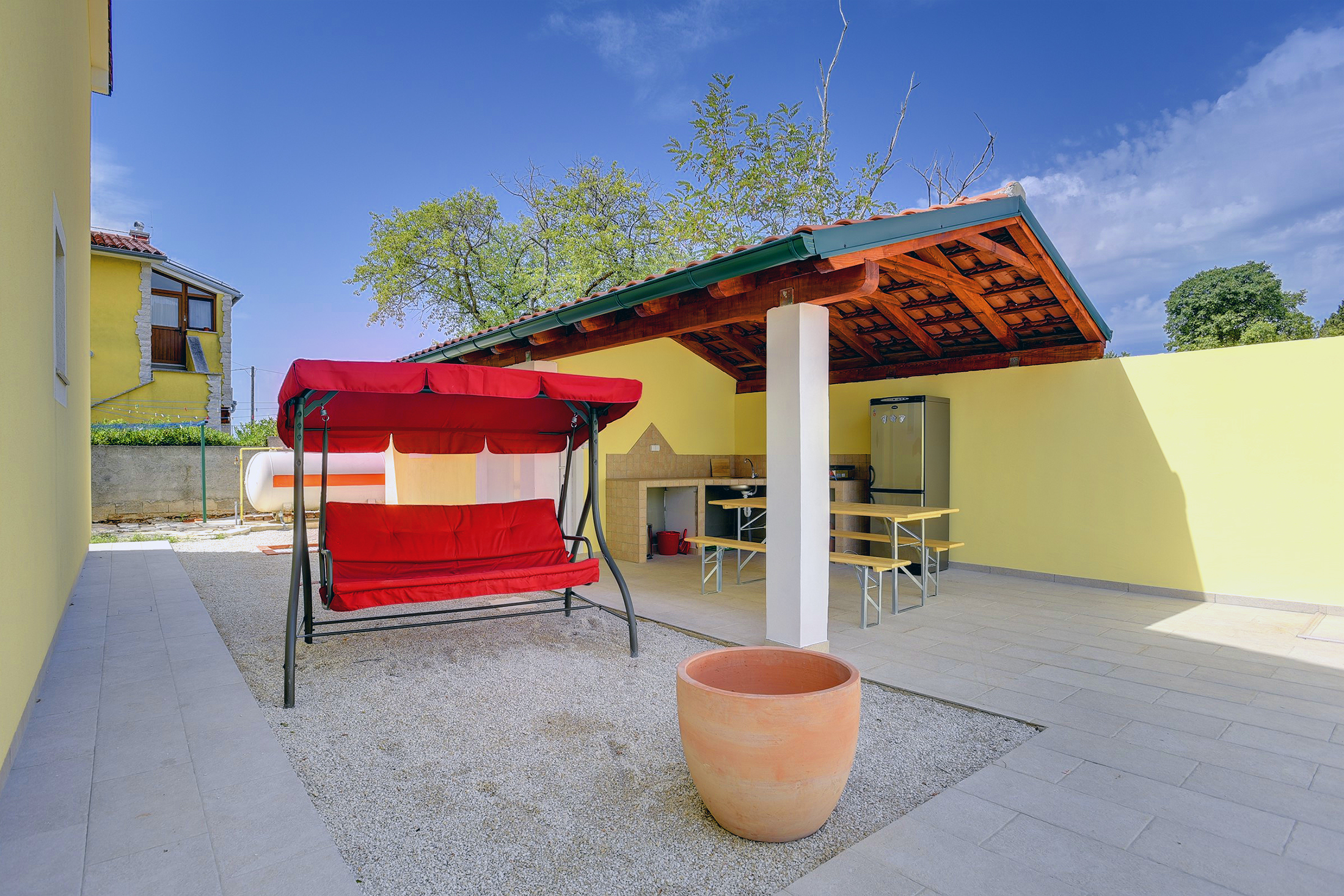 Villa vicino a Dignano, con piscina privata, terrazza e barbecue