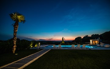 Stilvolle Villa mit Pool und Weinkeller in der Nähe von Pula