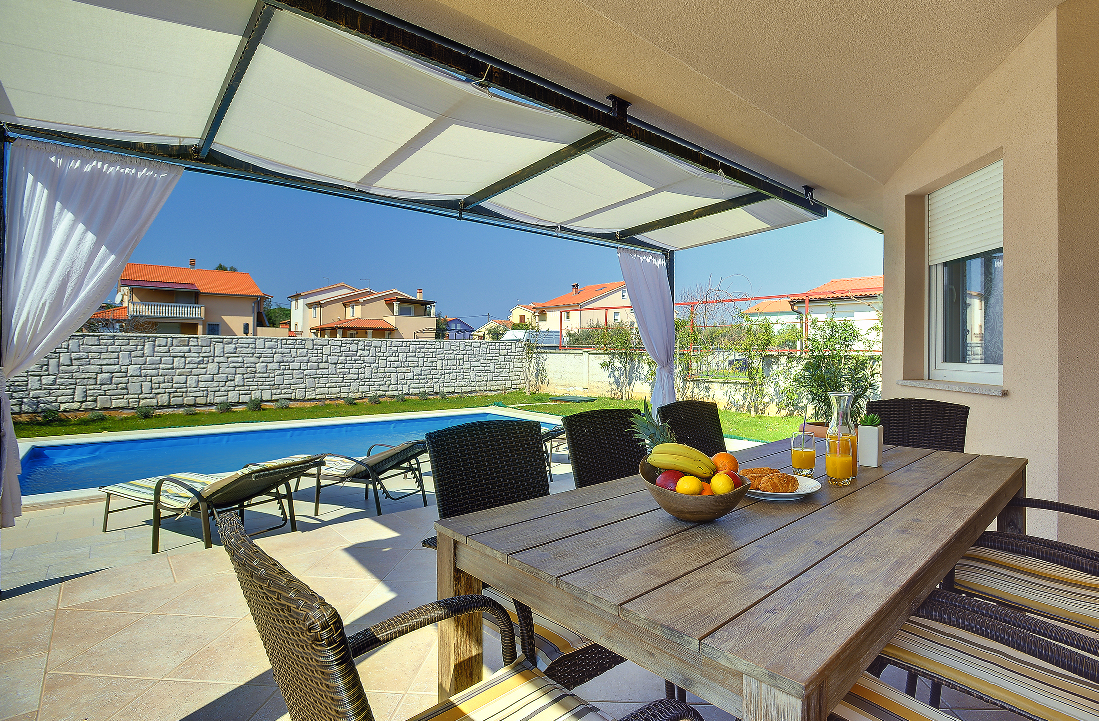 Gorgeous villa in Valbandon, with pool, barbecue and bikes