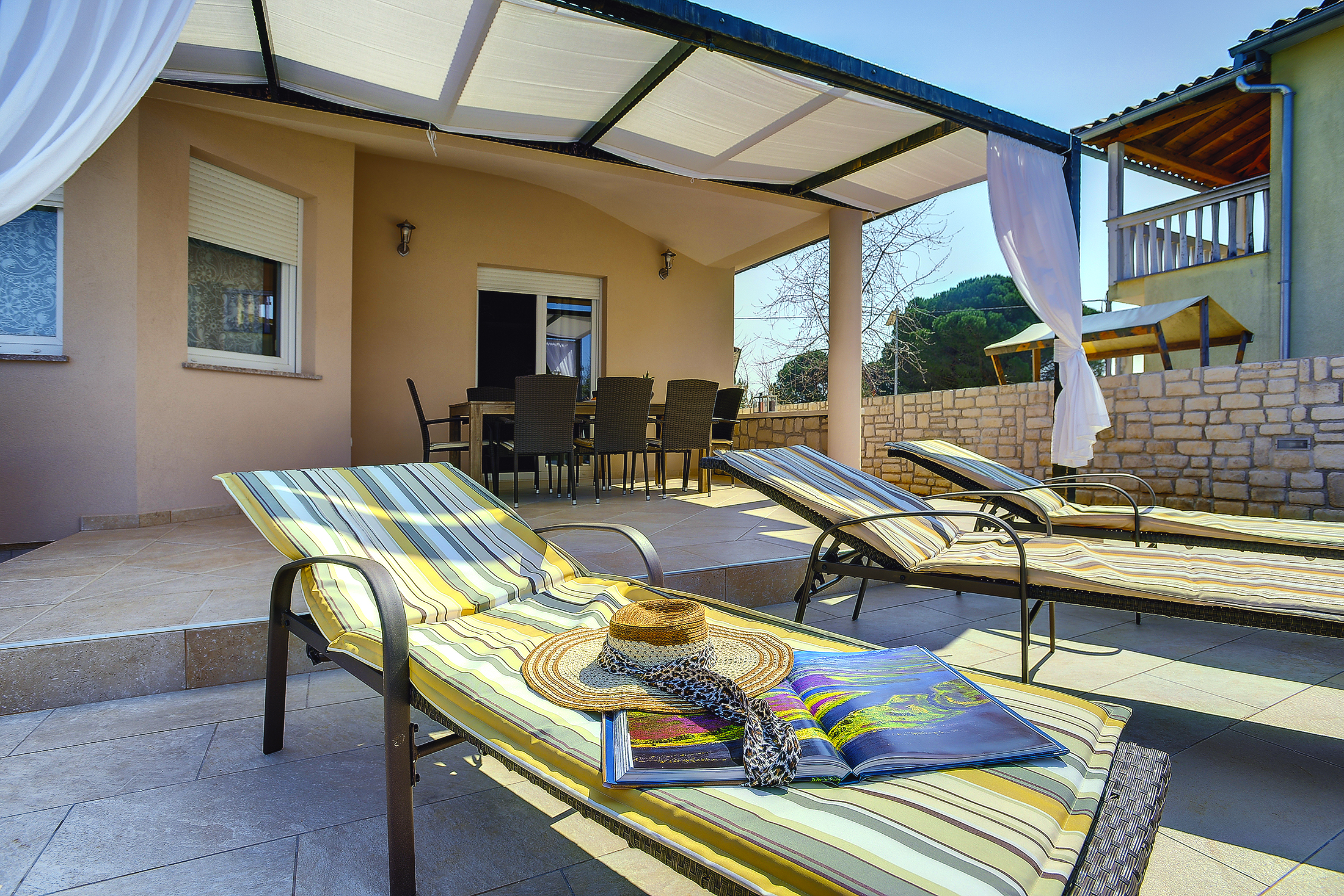 Gorgeous villa in Valbandon, with pool, barbecue and bikes