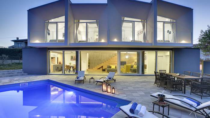 Splendida villa di nuova costruzione a Ližnjan, con piscina e BBQ, 1