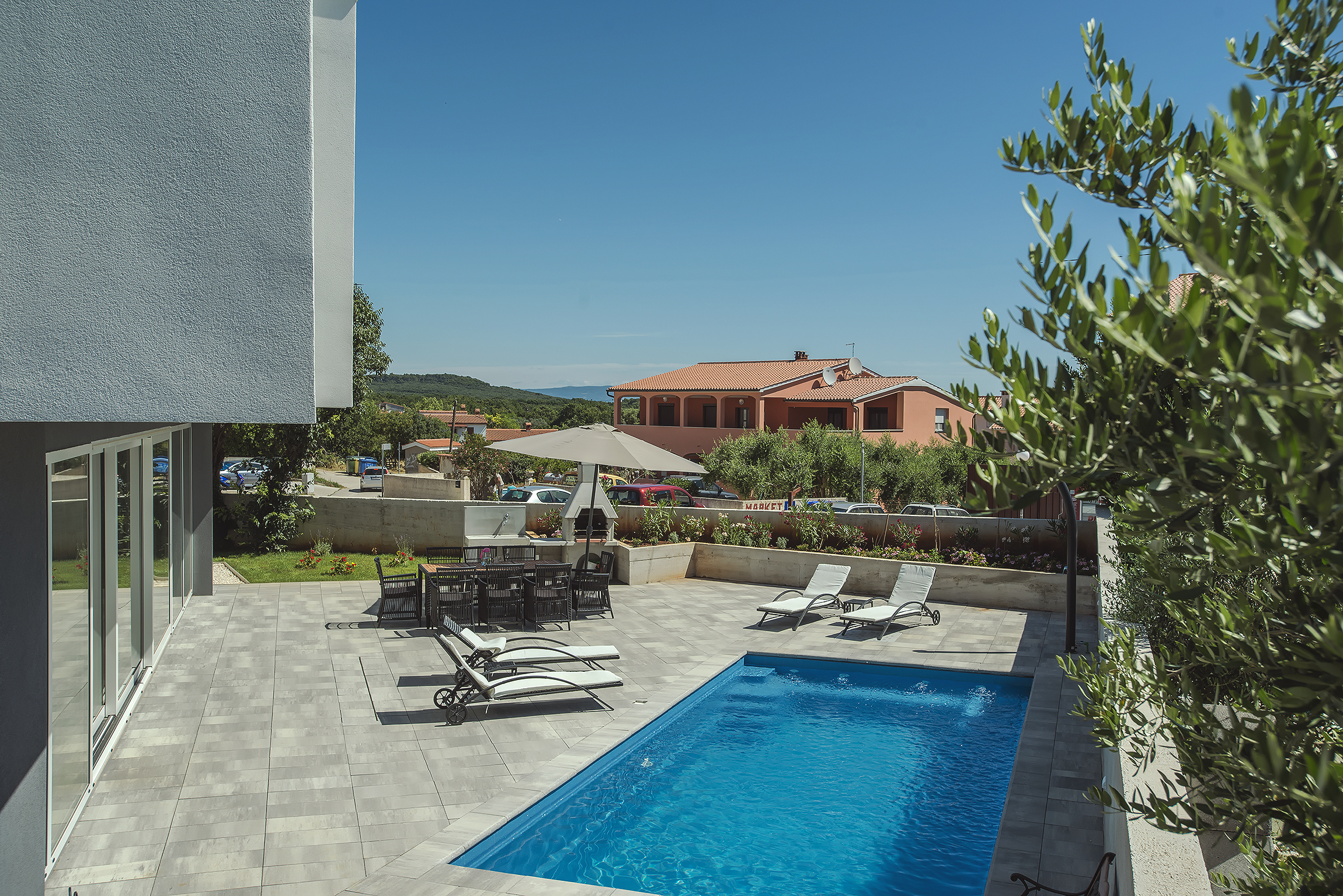 Wonderful newly built villa in Ližnjan, with private pool and BBQ