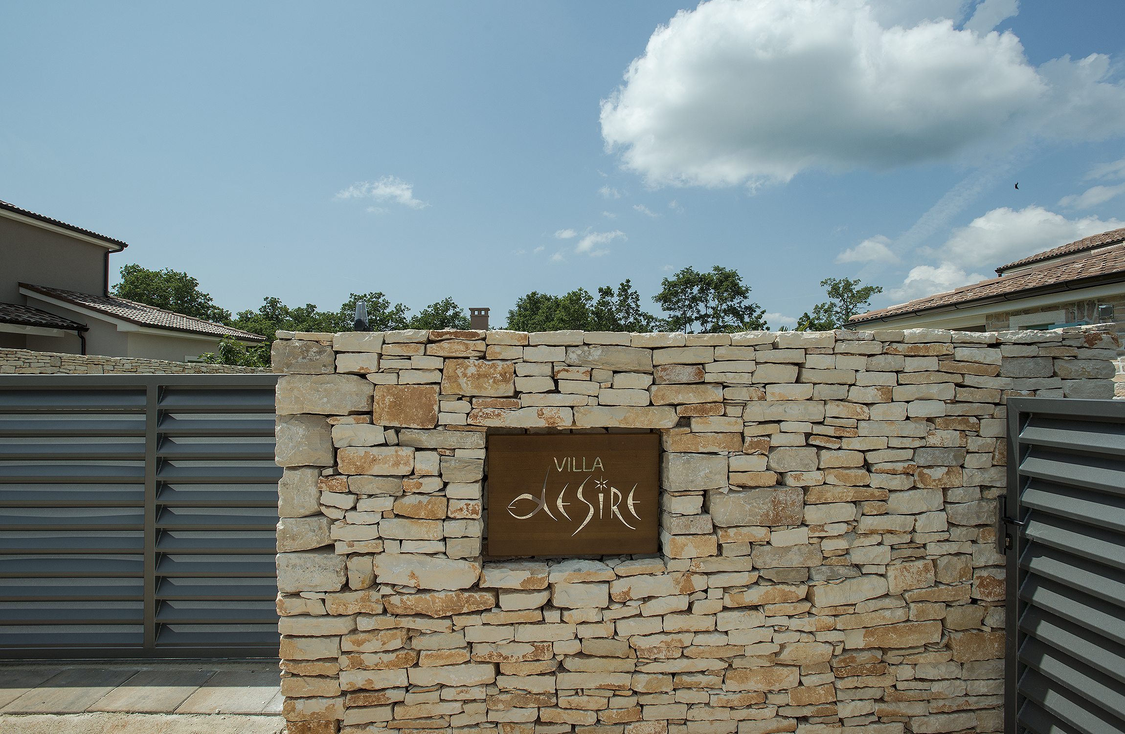 Outstanding villa  with private pool, spacious garden and BBQ