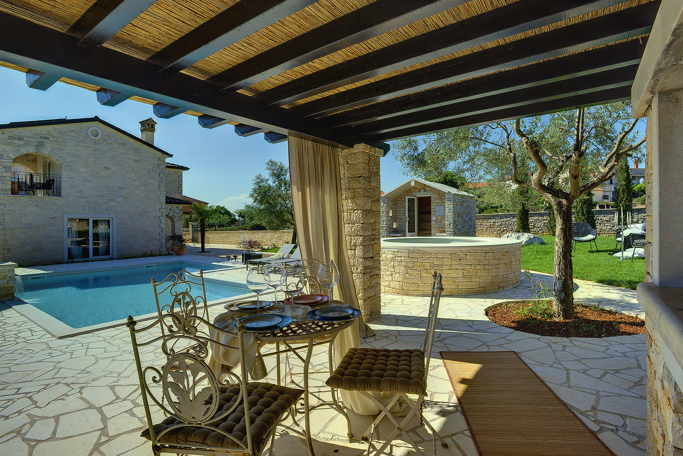 Himmlische Villa in der Nähe von Rovinj, Ladegerät für El.Autos