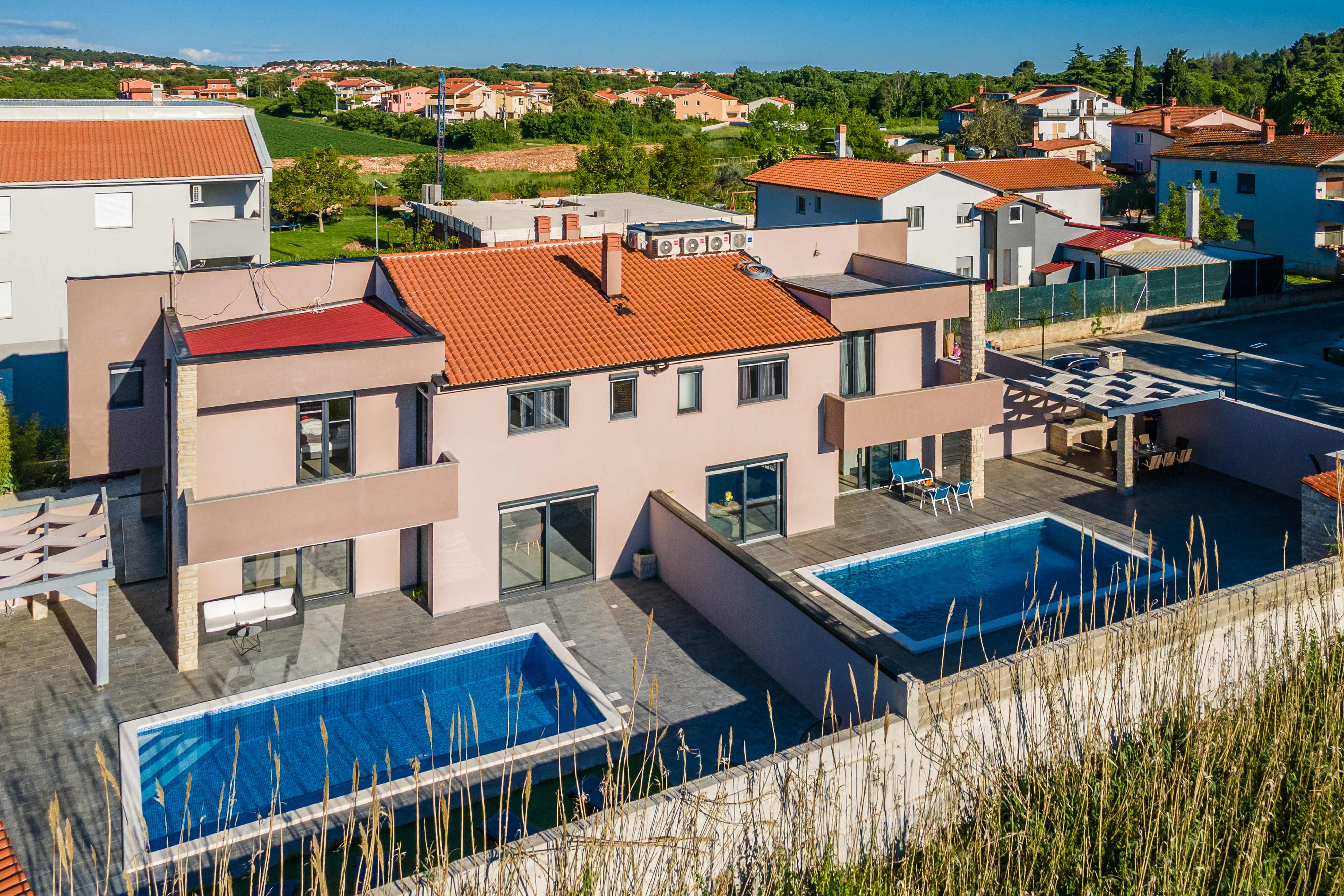 Unique, special villa in Valbandon with outdoor heated pool