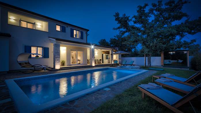 Irresistibile villa con sauna, palestra e piscina privata, 2