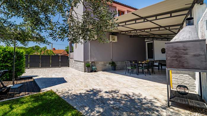 Charming house with swimming pool and garden for up to 6 people, 13