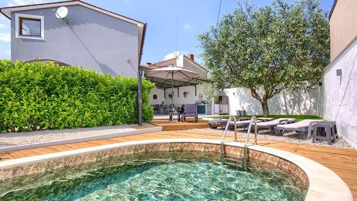 Charming house with swimming pool and garden for up to 6 people, 2