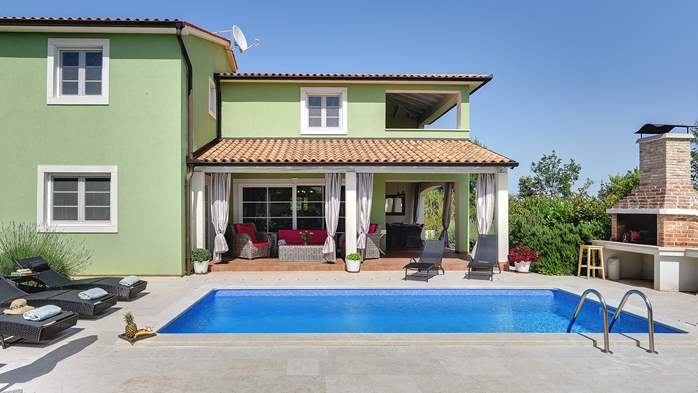 Beautiful villa with private pool, jacuzzi and playground, 9