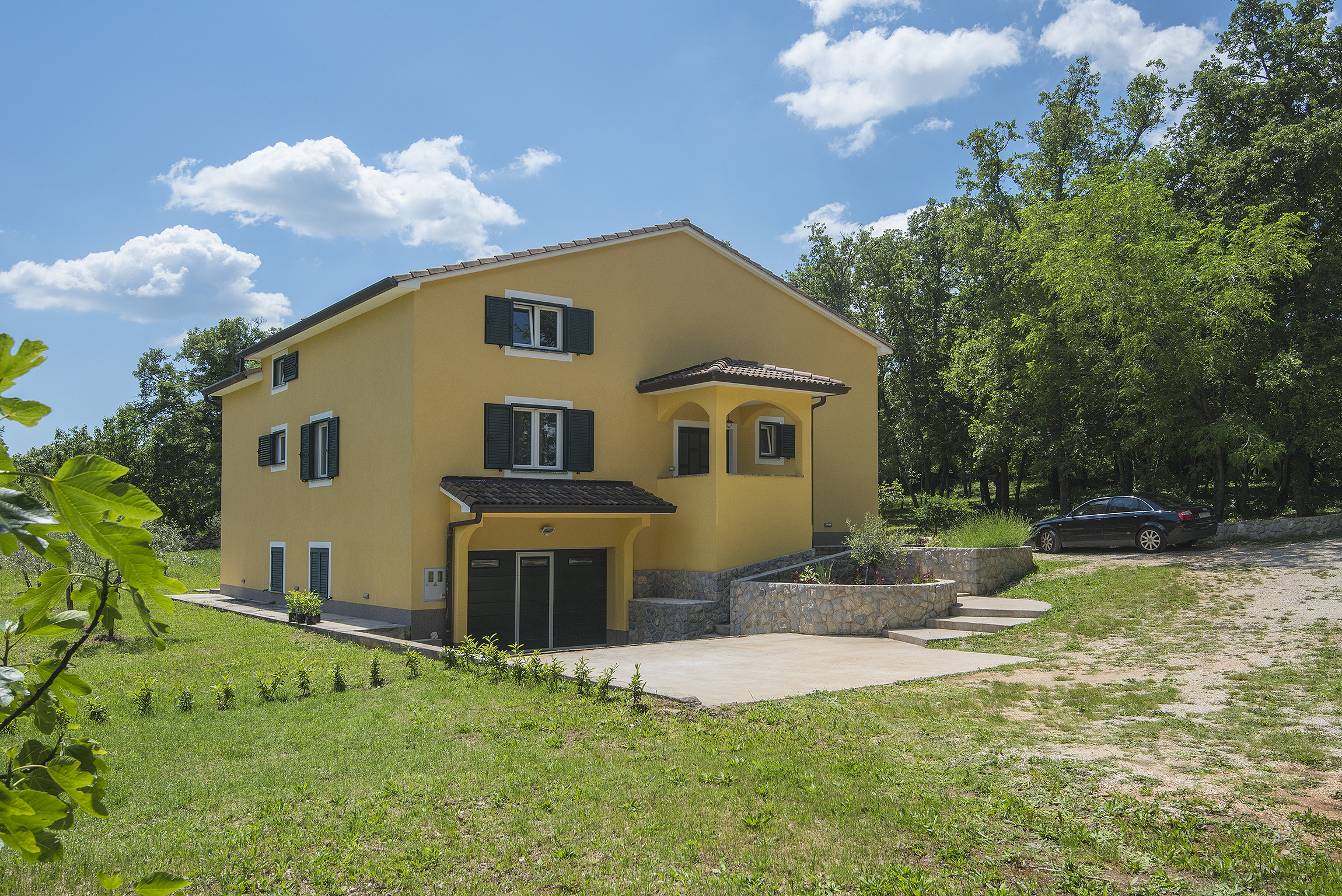 Divna vila na dva kata s privatnim bazenom za do osam osoba, WiFi