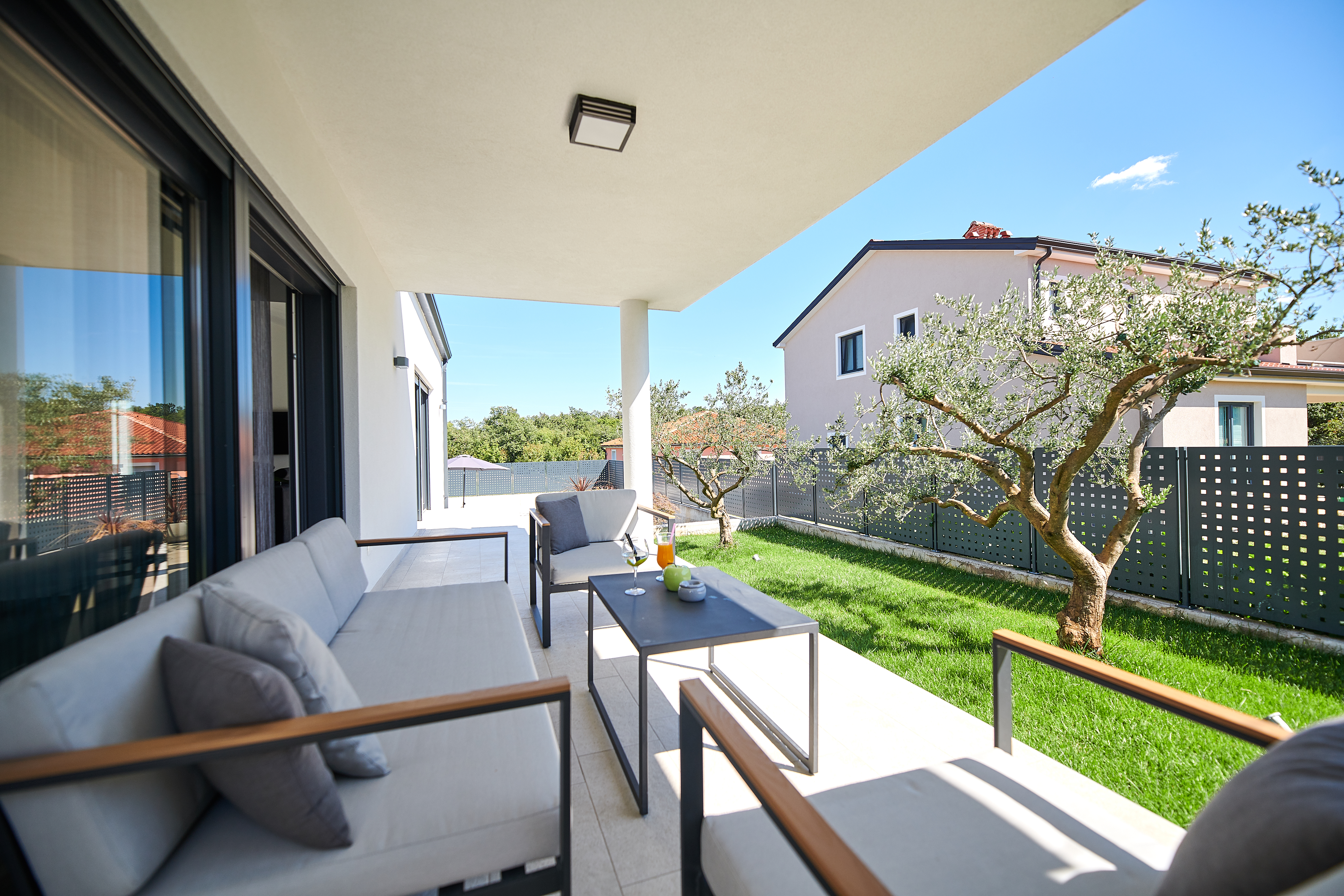 Unwiderstehliche Villa mit Pool und Spielzimmer für 8 Personen