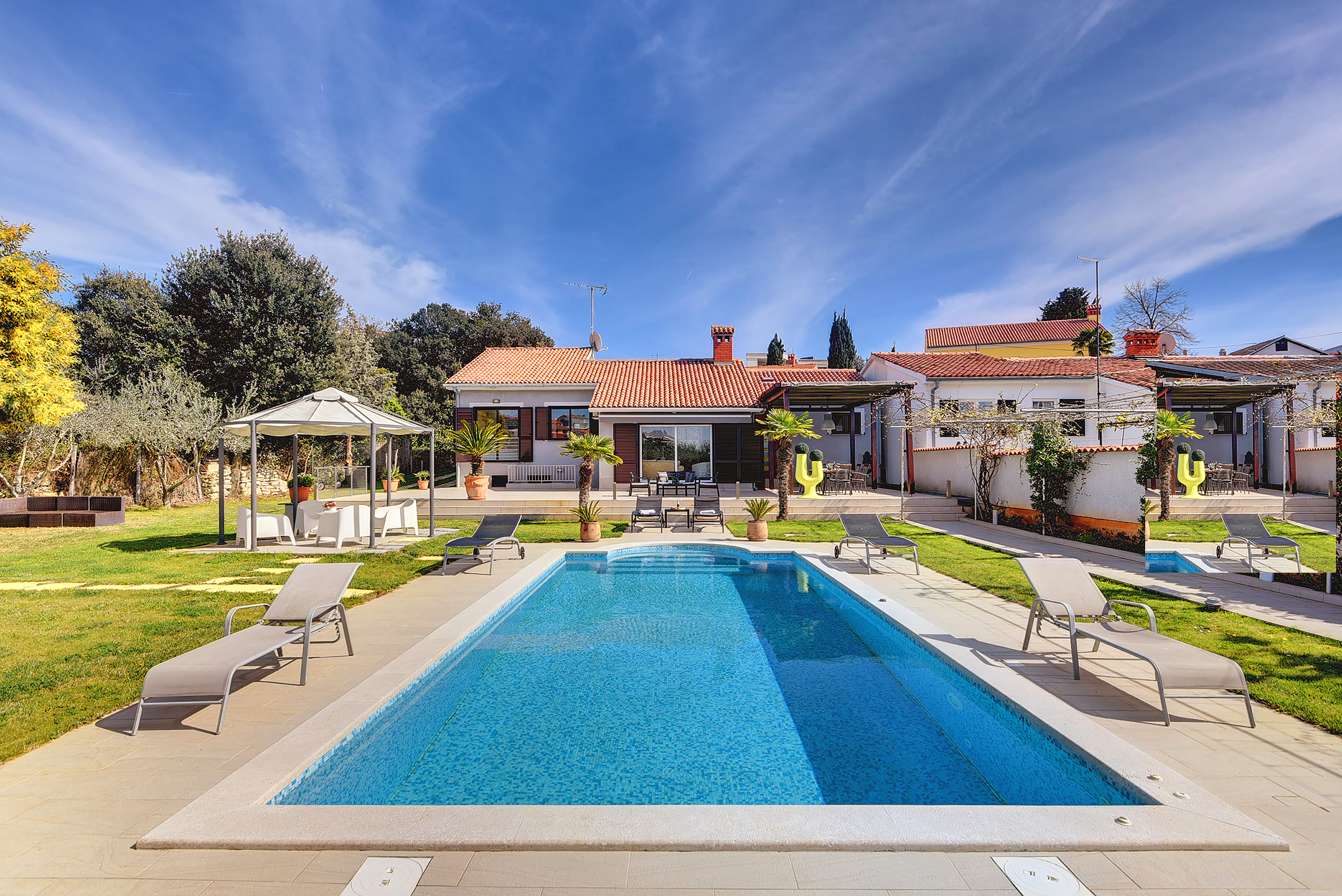 Erstaunliche Villa mit Außenpool, 10 m vom Meer entfernt, WLAN