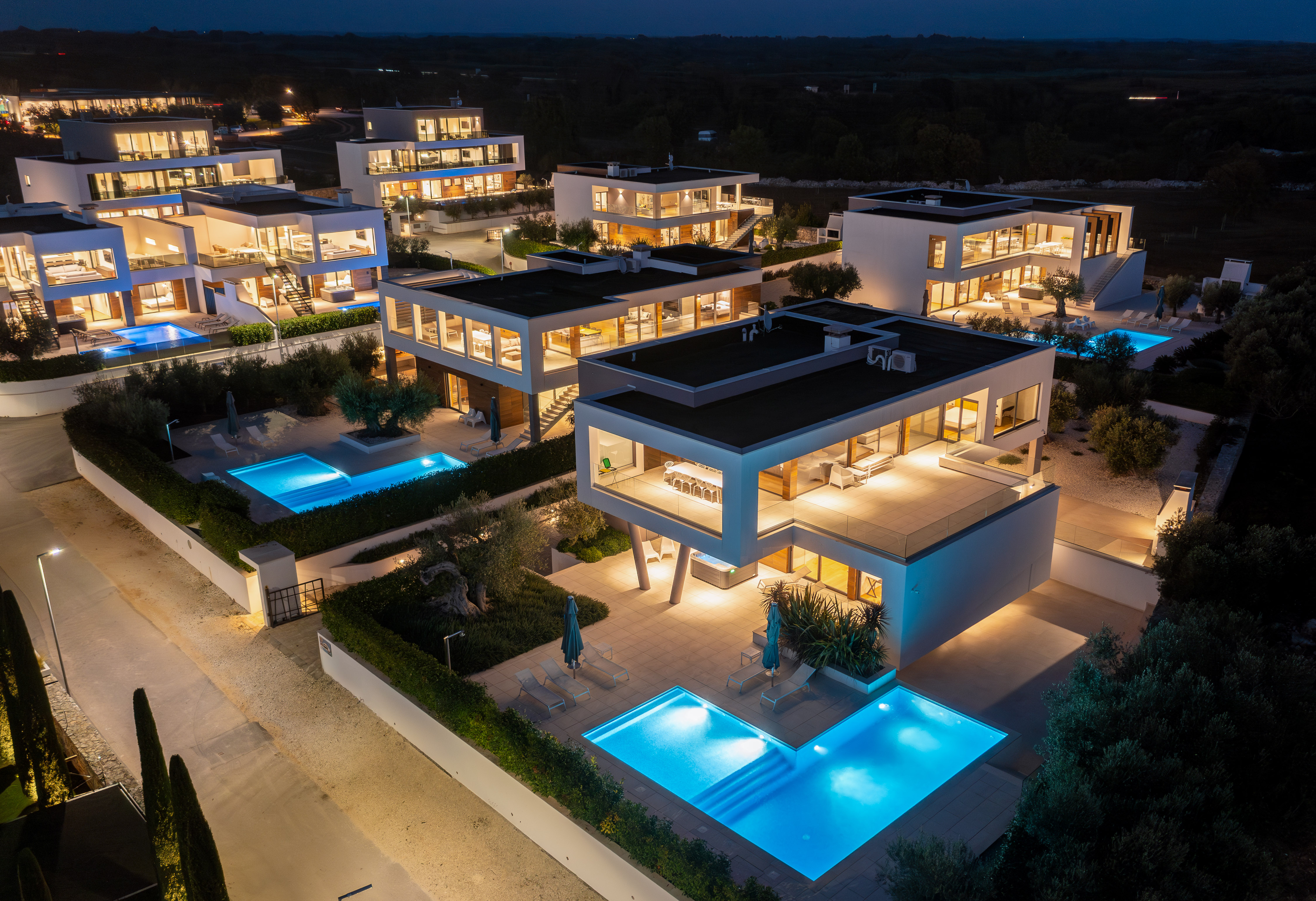 Villa con piscina all'aperto, sauna finlandese e jacuzzi