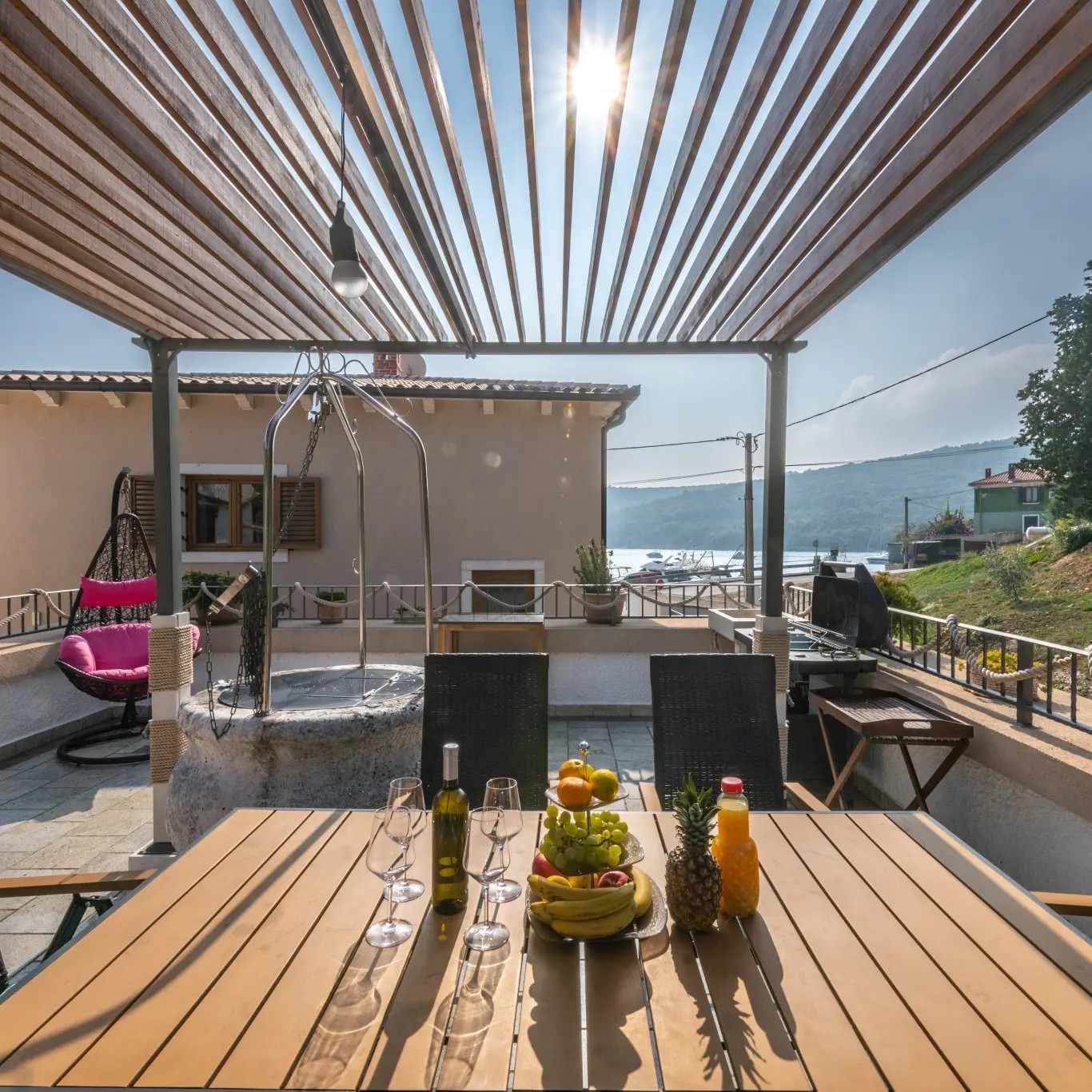 Bella casa a soli 20 m dal mare con vasca idromassaggio privata