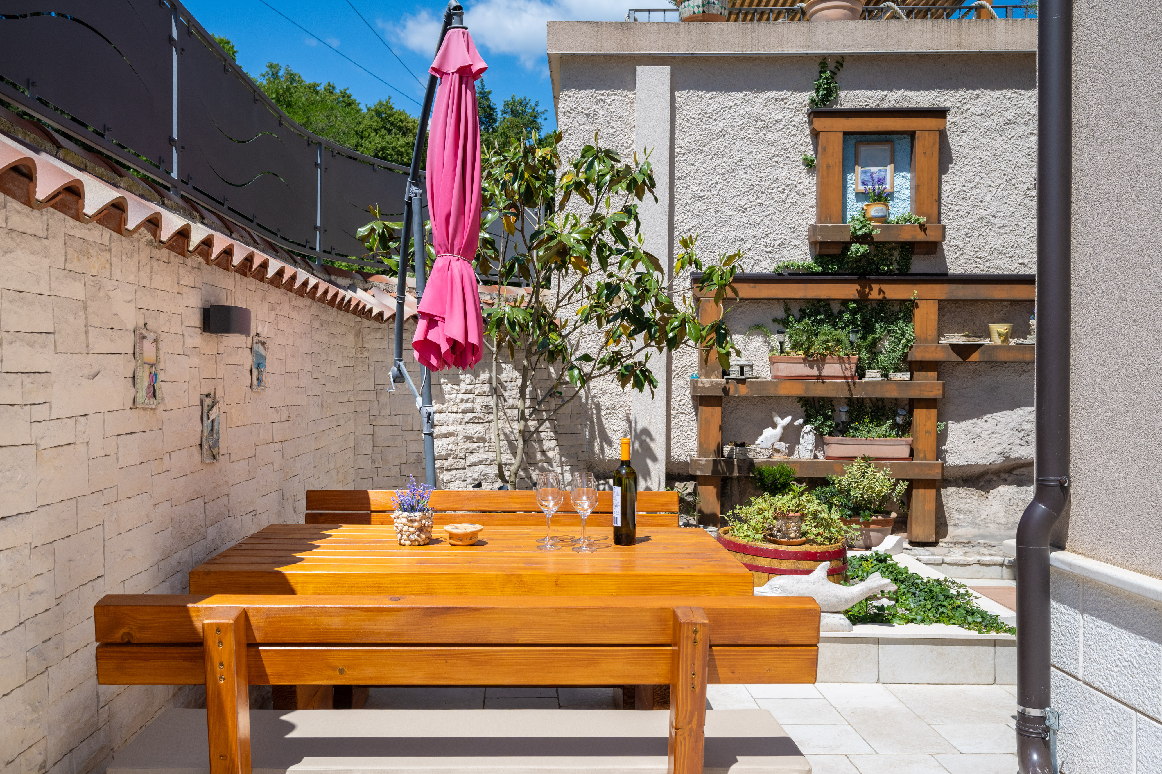 Bella casa a soli 20 m dal mare con vasca idromassaggio privata