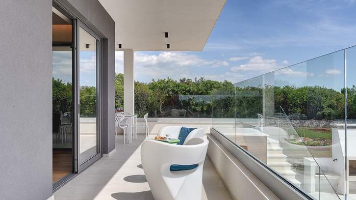 Exquisite villa for 12 people with private pool and Finnish sauna, 8