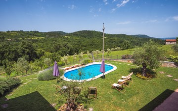 Tradicionalna istarska villa za 12 osoba sa privatnim bazenom