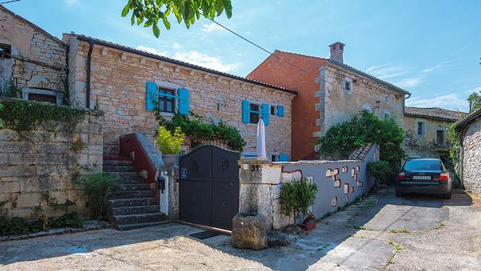 Charming villa with pool in the heart of Istria for 4 persons, 6