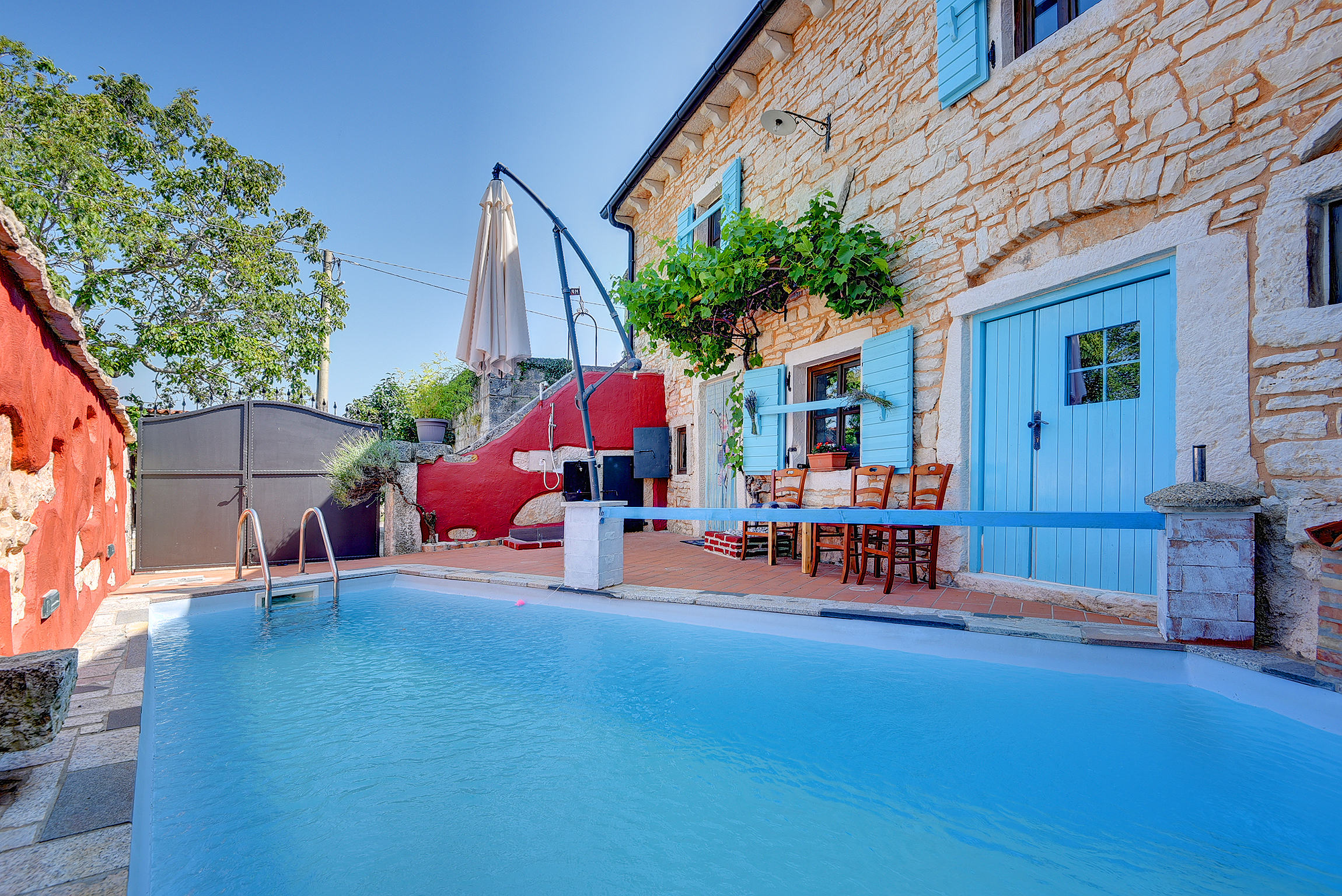 Charmante Villa mit Pool im Herzen von Istrien für 4 Personen