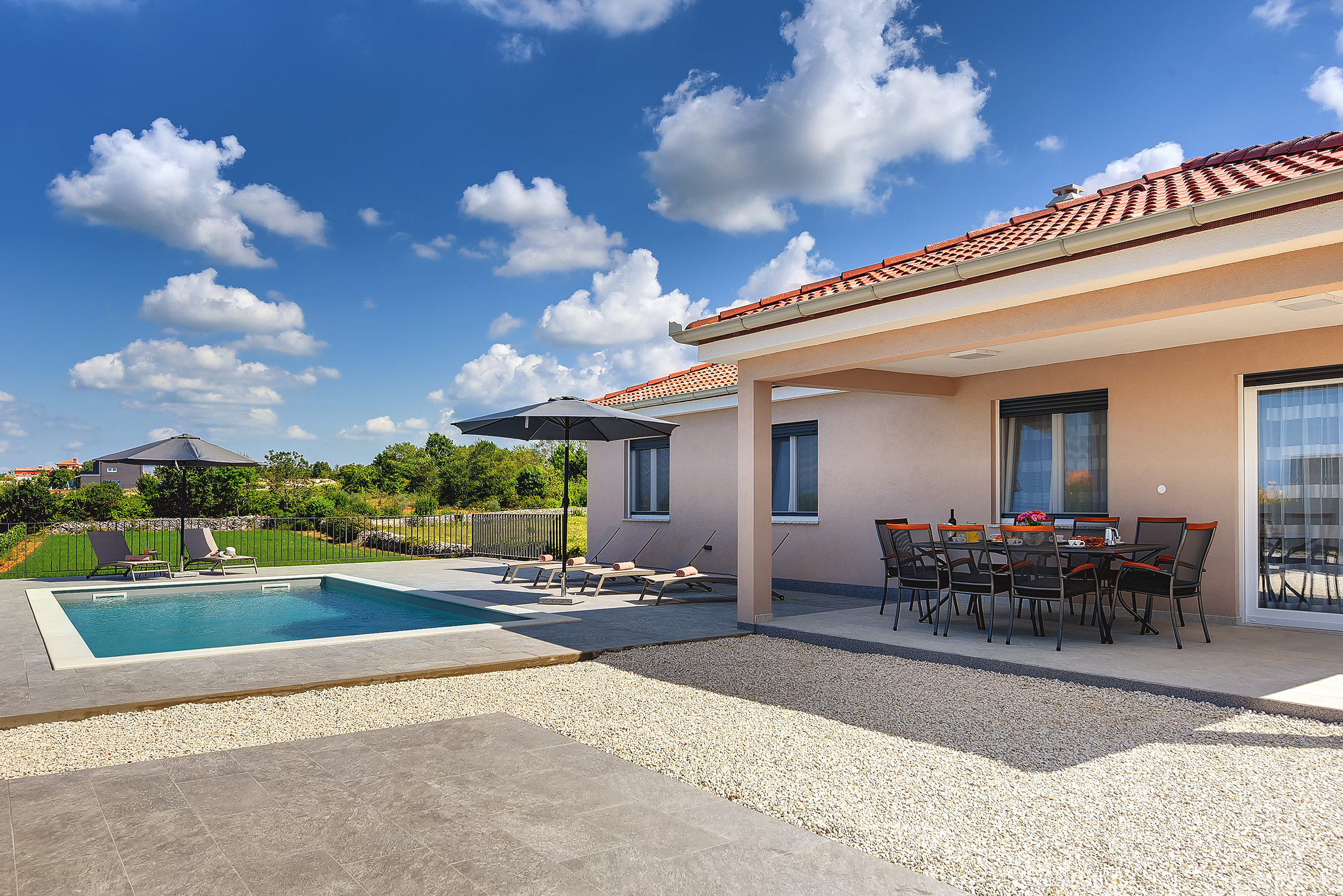 Villa di nuova costruzione per sei persone,piscina privata,WiFi