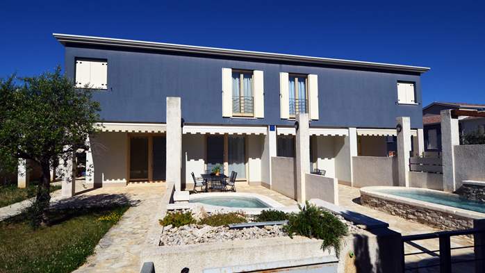 Beautiful three-storey villa with 2 swimming pools and a terrace, 2