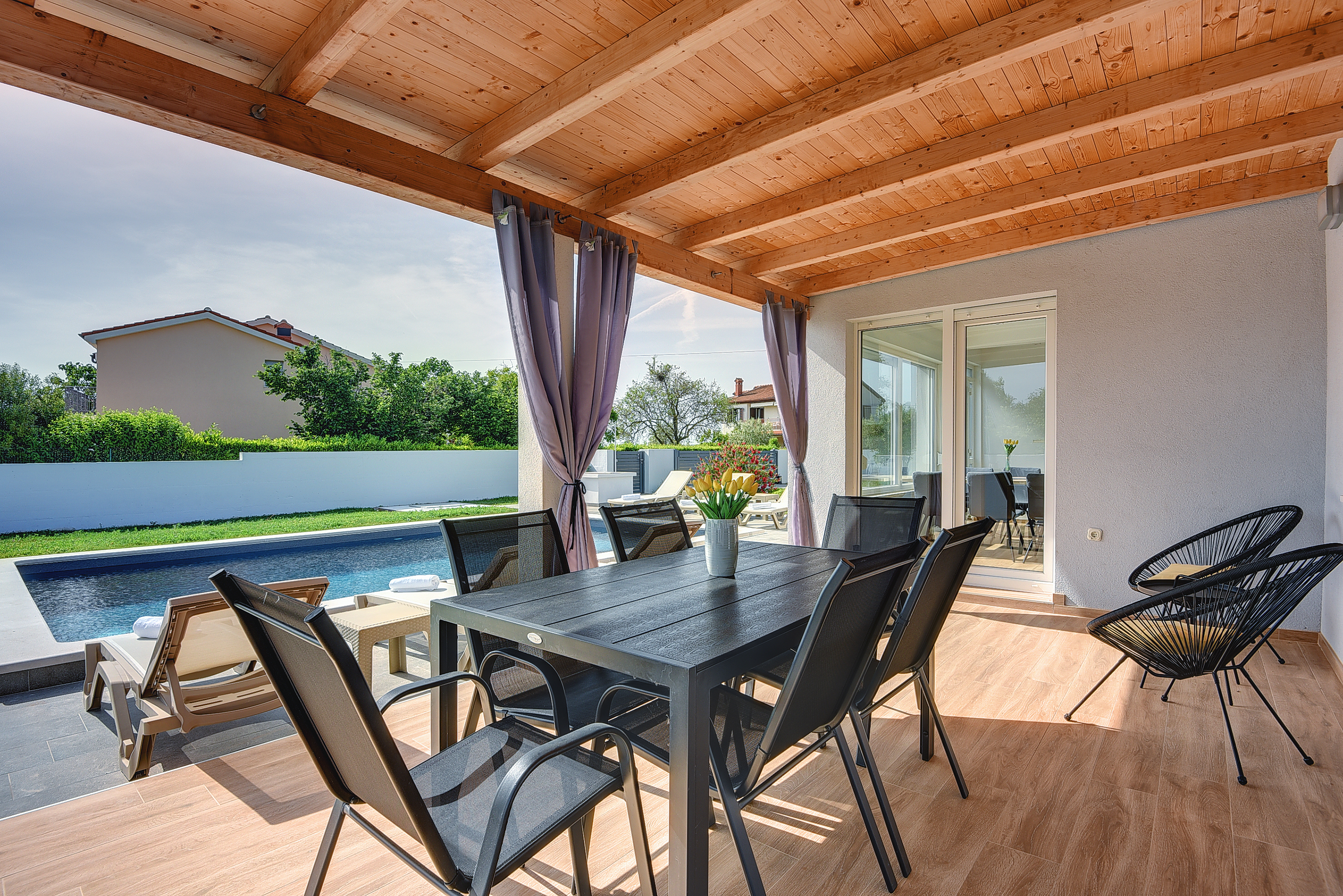 Holiday house in Valbandon with private pool