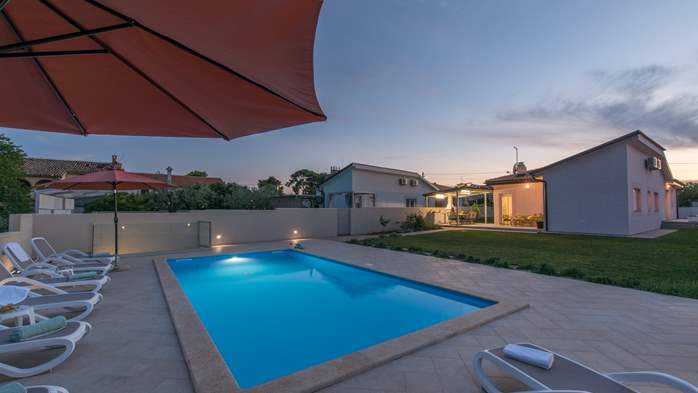 Beautiful villa with private pool and outdoor kitchen, 1