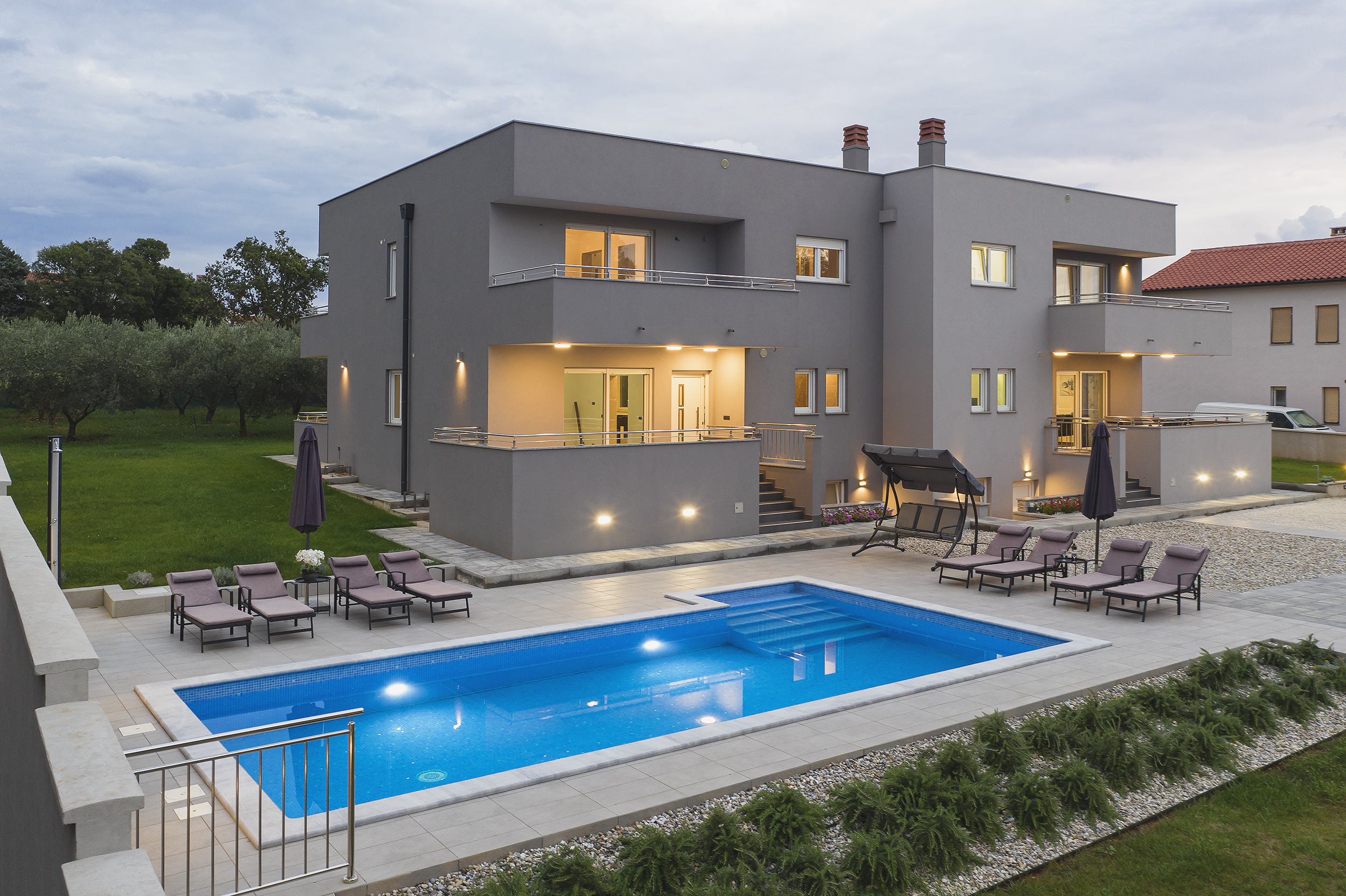 Schöne Villa in Pula mit 7 Schlafzimmern und einem privaten Pool