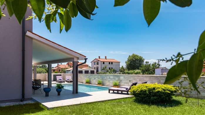 Beautifully decorated villa with pool for 6 persons, near Pula, 7