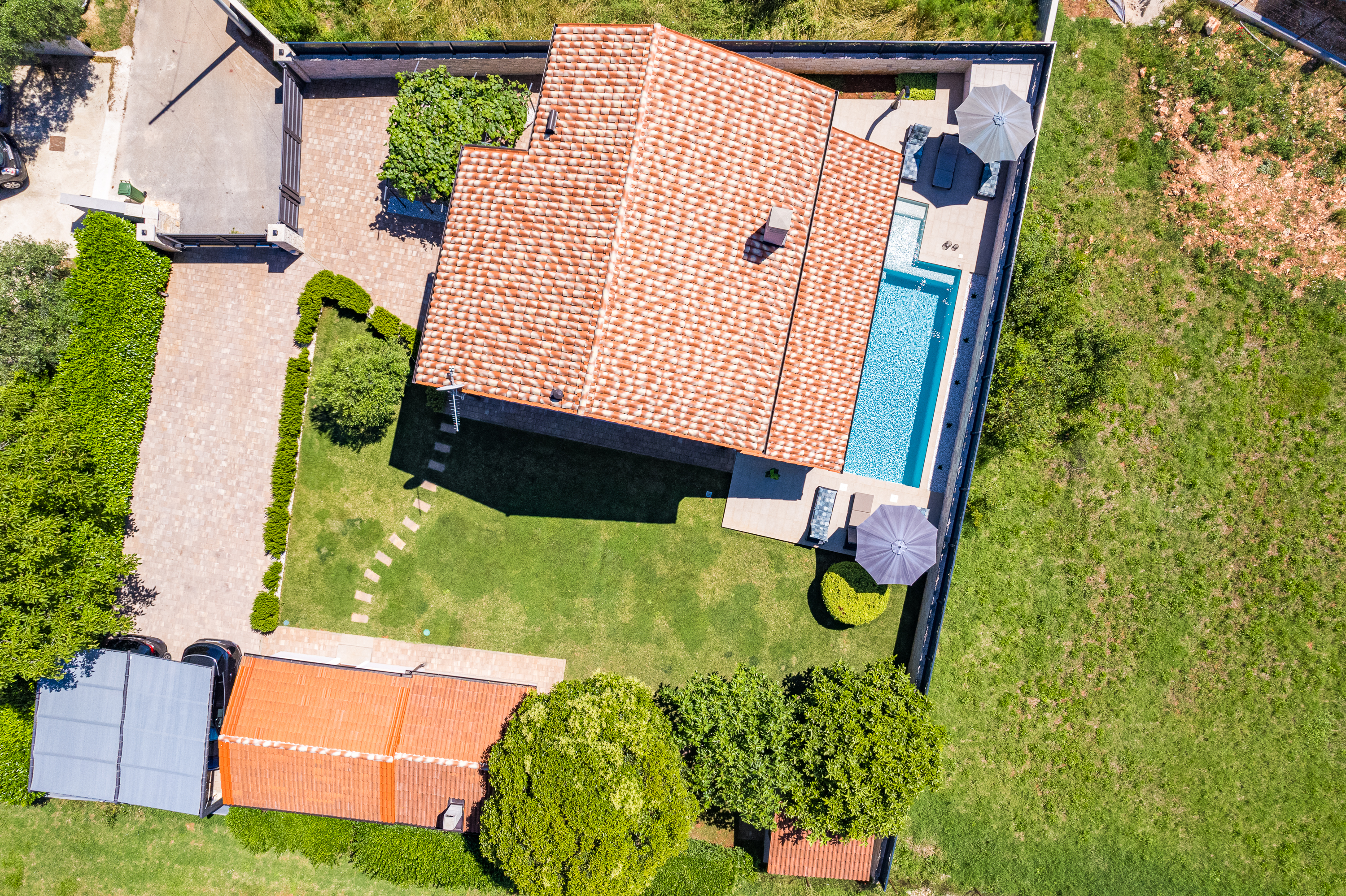 Beautifully decorated villa with pool for 6 persons, near Pula