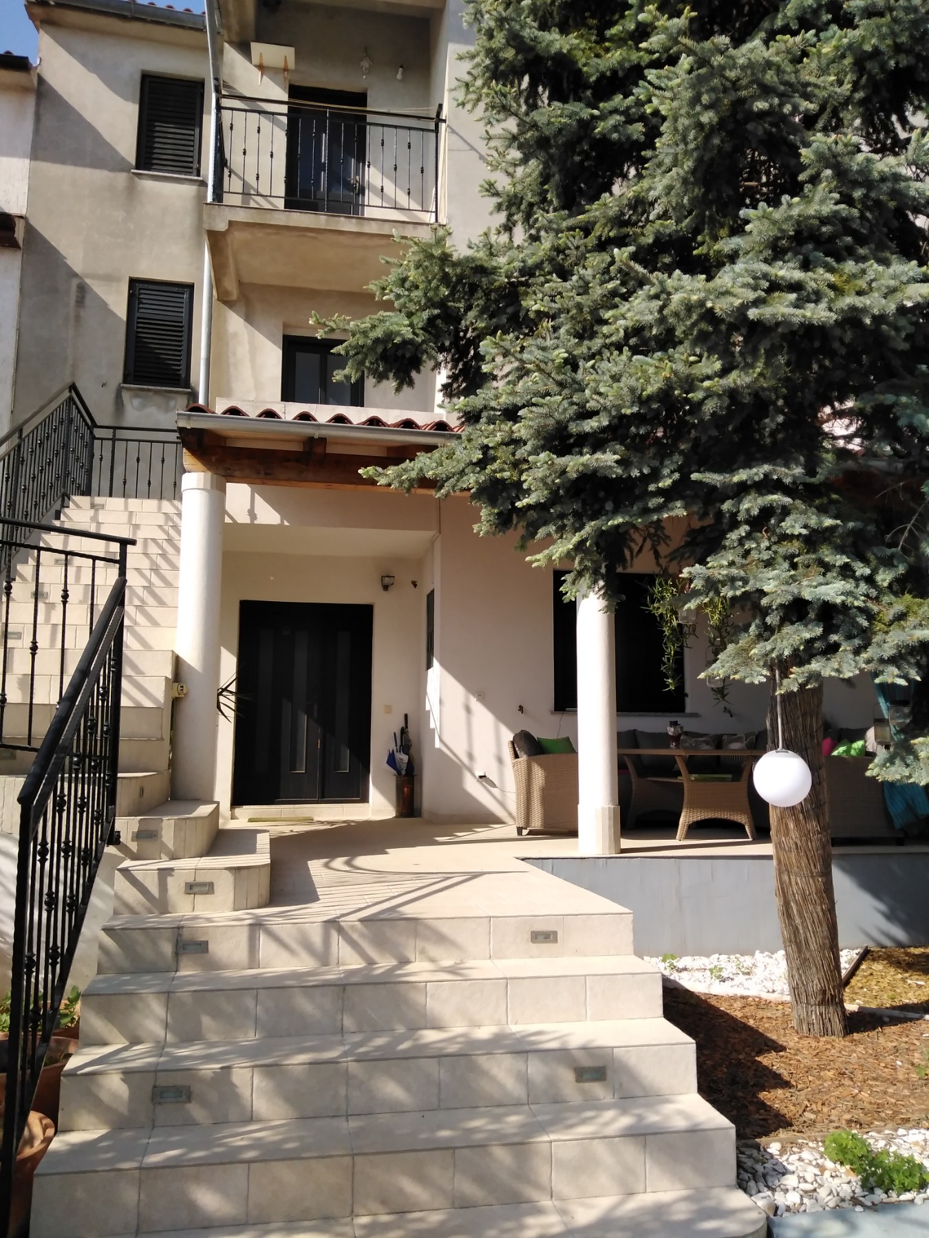 Das Reihenhaus bietet schön eingerichtete Apartments in Pula