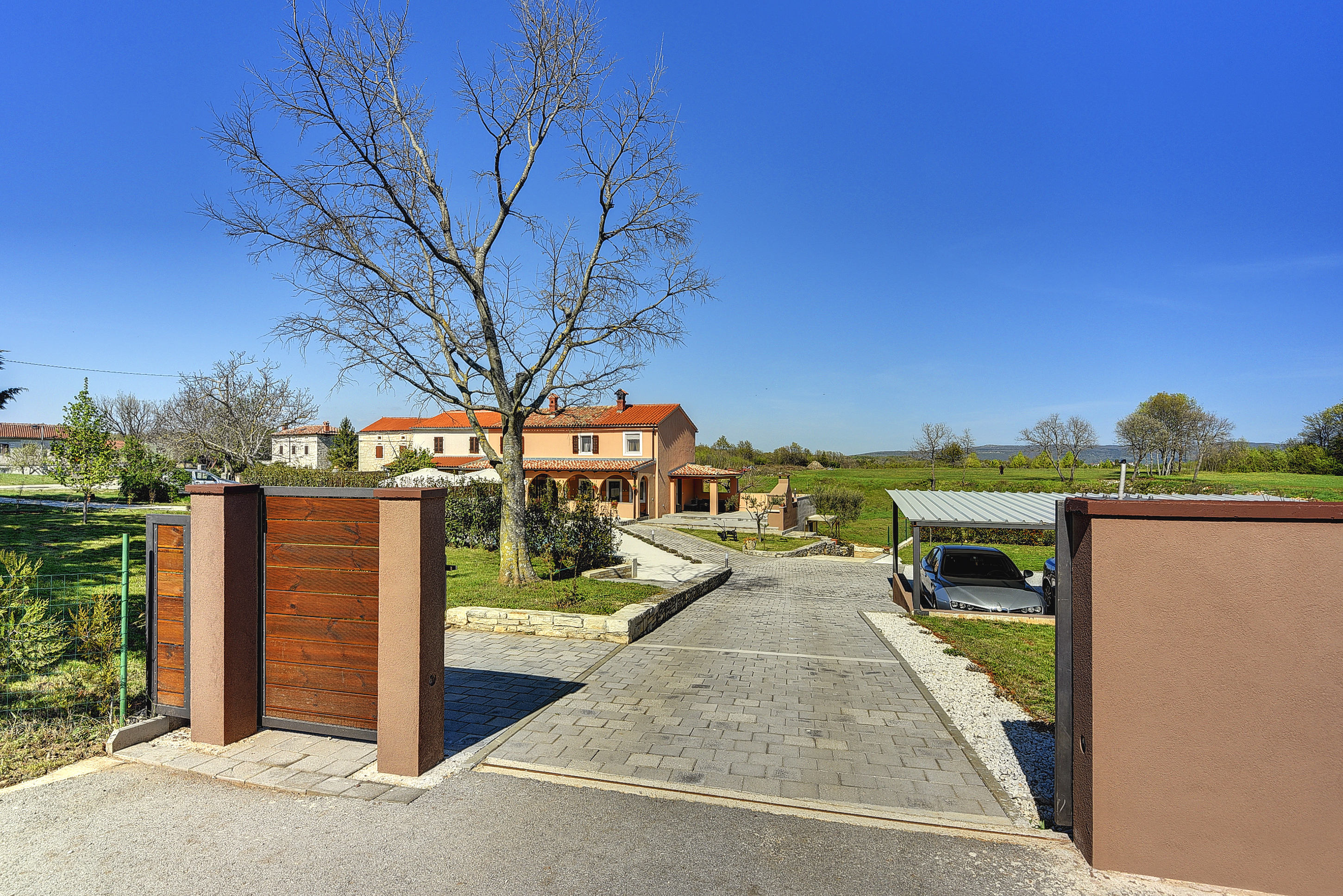 Villa mit privatem Pool und zwei Schlafzimmern, für fünf Personen