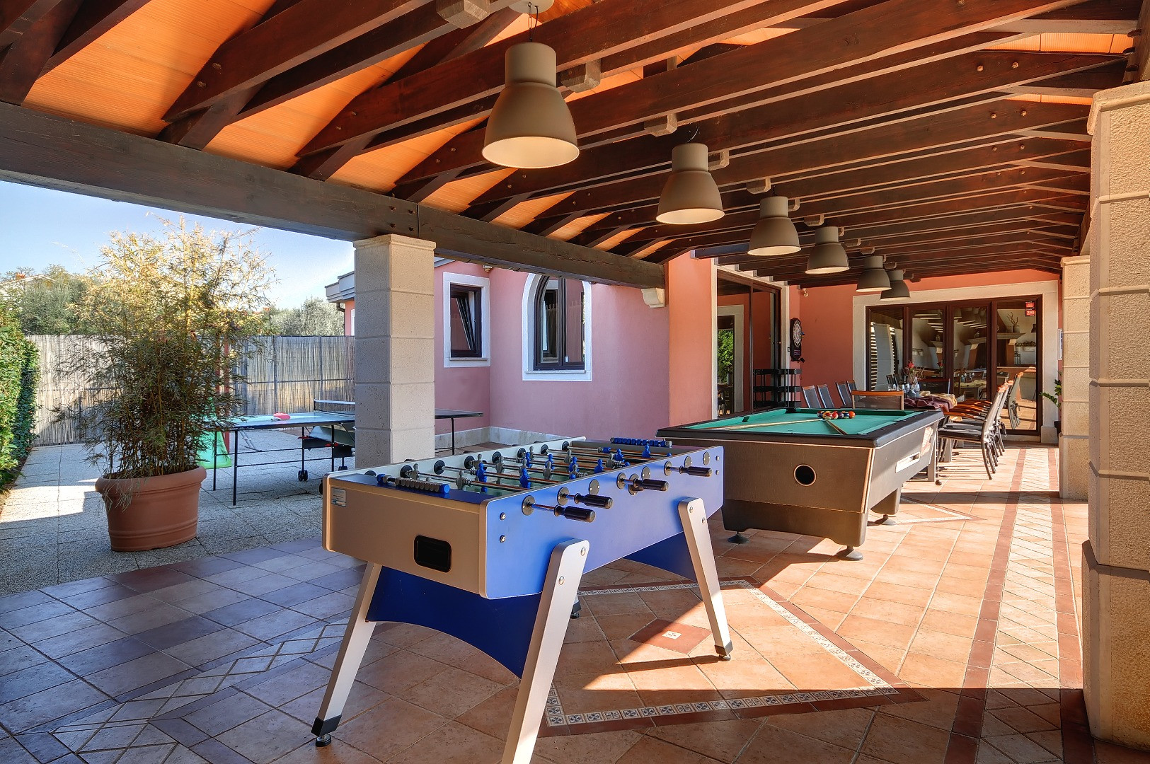 Villa a Pula con piscina privata e giardino, per 12 persone