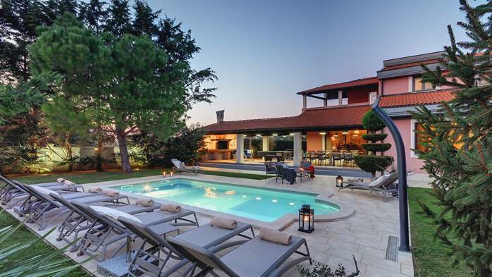 Villa in Pula mit privatem Pool und Garten für bis zu 12 Personen, 11
