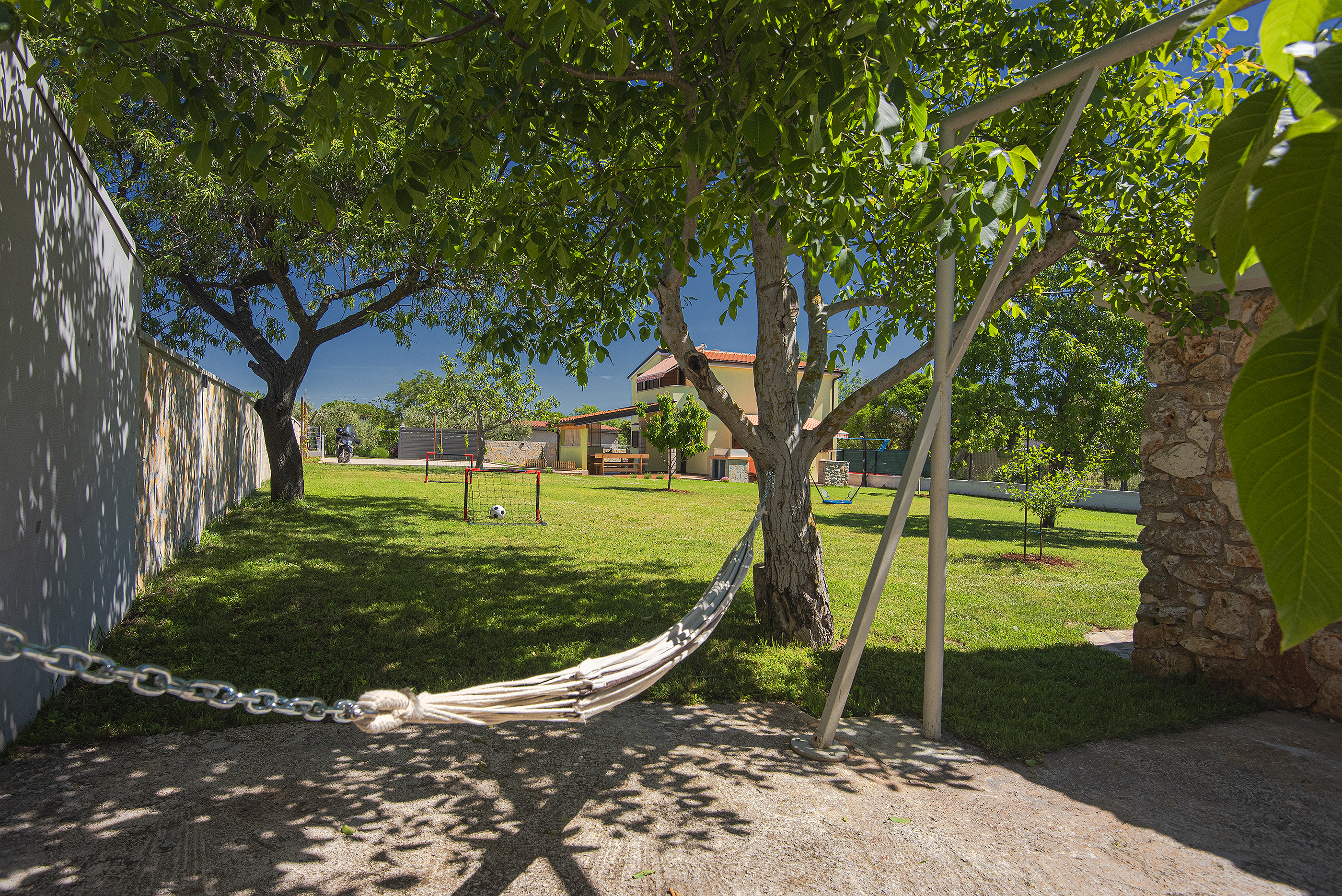 Haus in Pula mit zwei Schlafzimmern und großem Garten