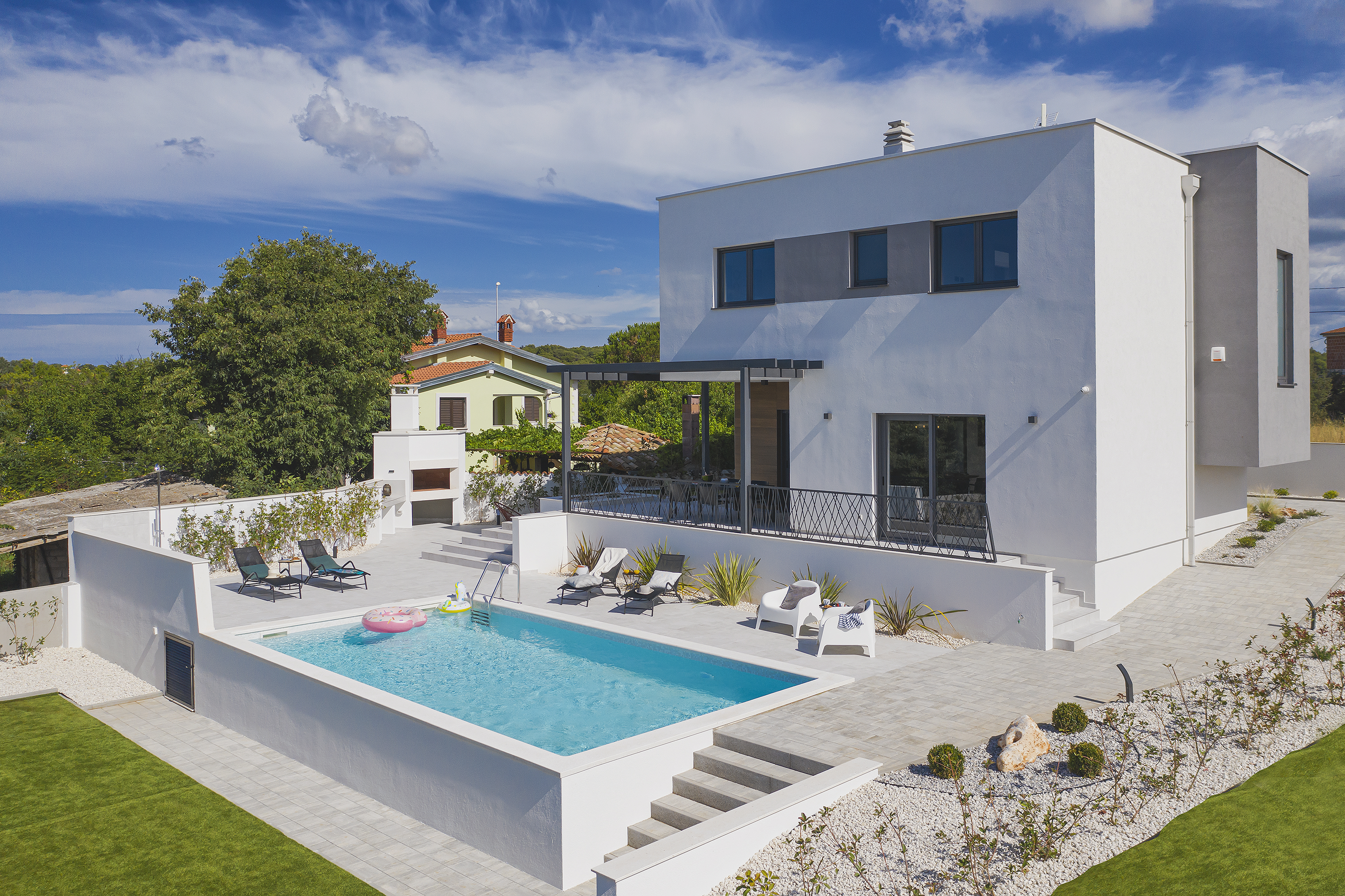 Moderne Villa in Pomer mit privatem Pool, für sieben Personen