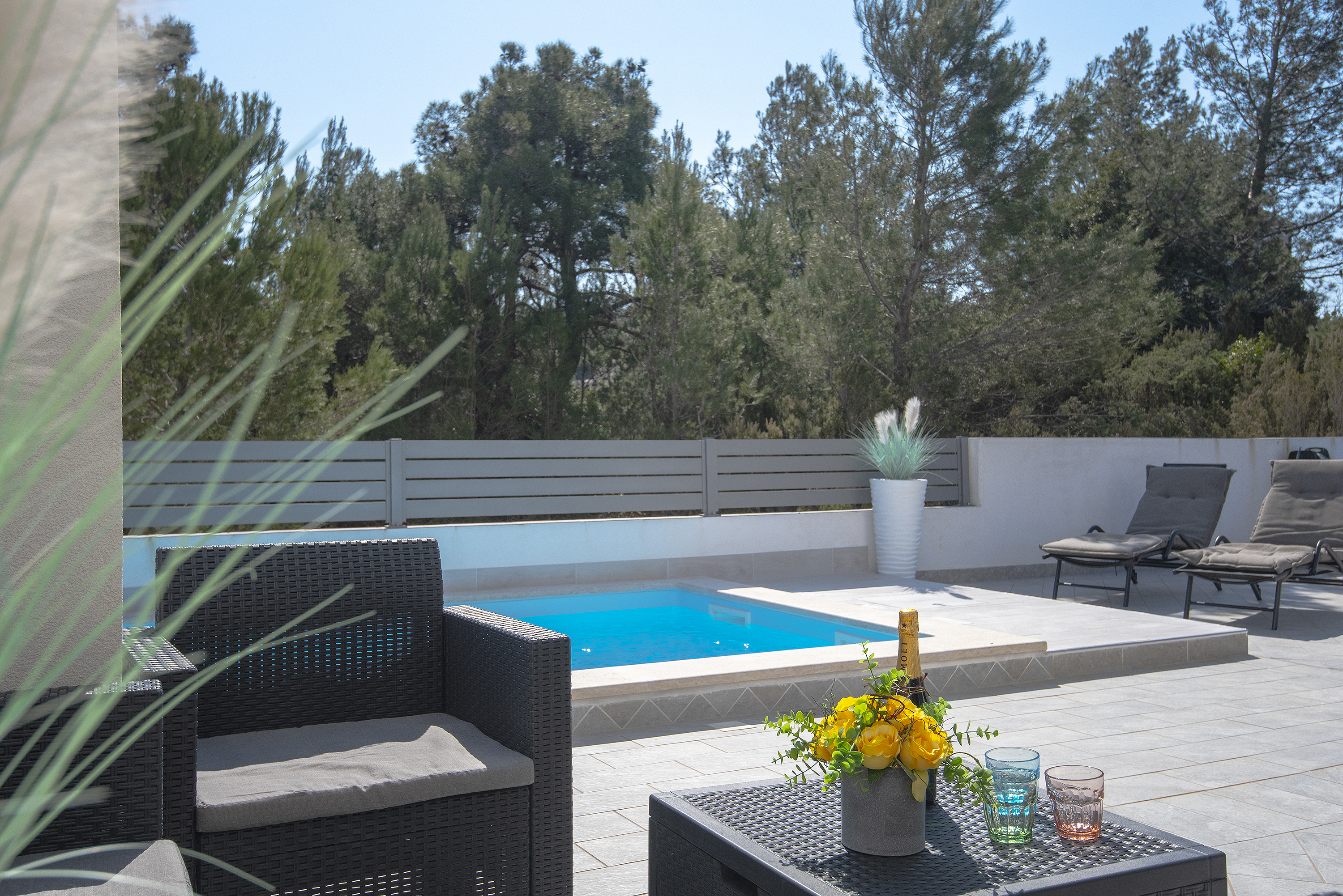 Modern villa in Liznjan, with two bedrooms and a private pool