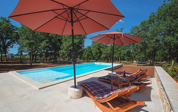 Villa con piscina privata per 4 persone e proprietà spaziosa