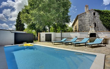 Casa con piscina privata per 6 persone, barbecue, WiFi