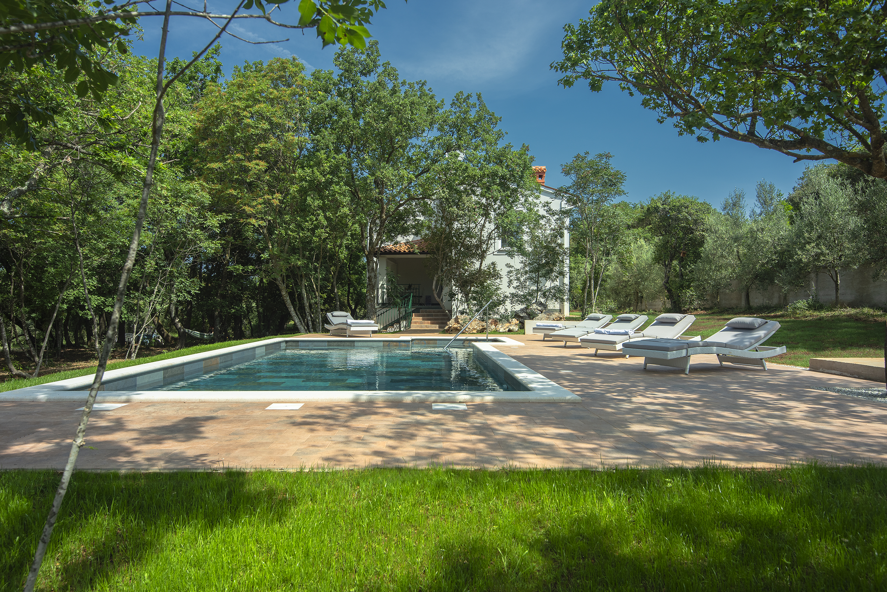 Villa with pool and 3 bedrooms in a quiet location in Medulin