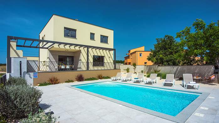 Beautiful Villa Helios in Pomer with private pool, 3
