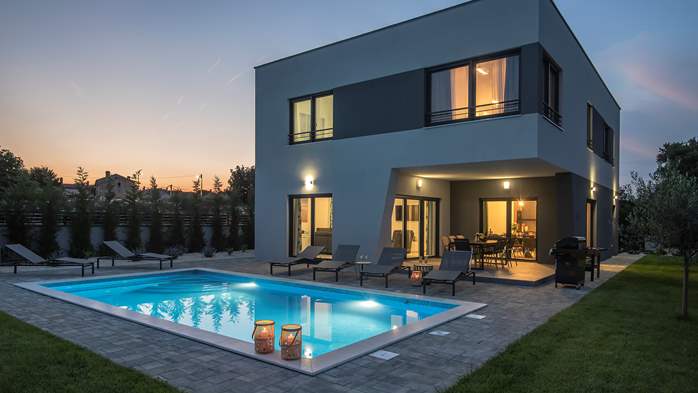 Moderne Villa mit beheiztem Pool unweit von Pula, 3