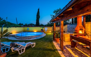 Casa tradizionale con piscina per 5 persone