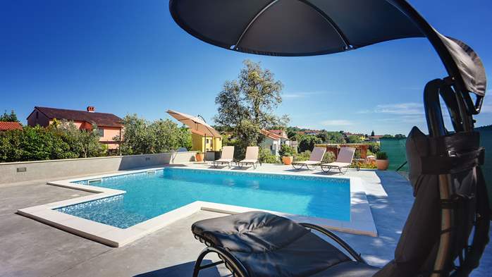 Beautiful house in Stinjan for five persons, with the pool, 2
